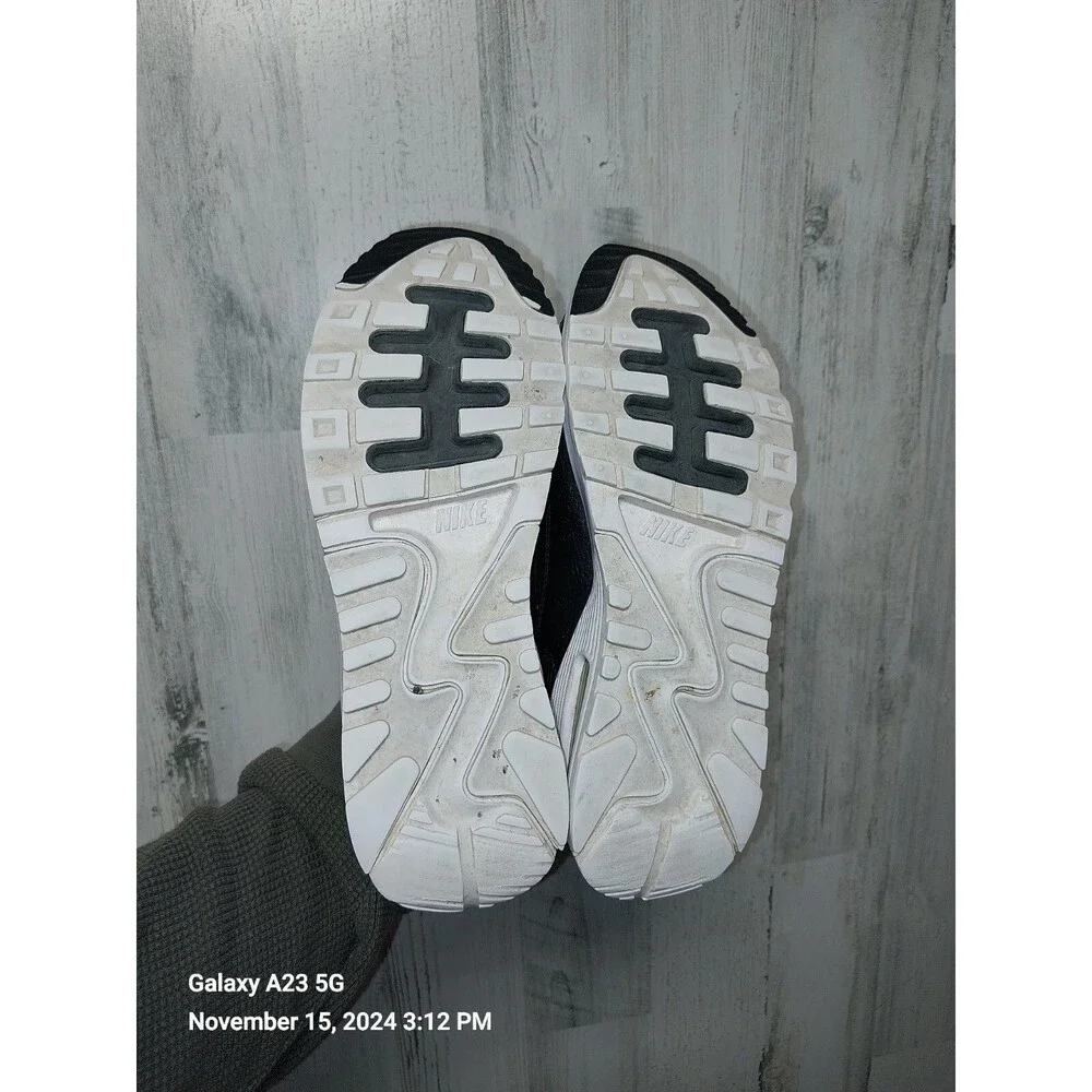 Nike Air Max 90 Ultra 2.0 Sneaker Black Running 881106-002 Womens Sz 8.5 - Picture 10 of 10